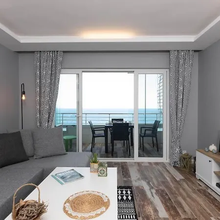 公寓 Luxurious Middle Flat Seaside In Heart Of
