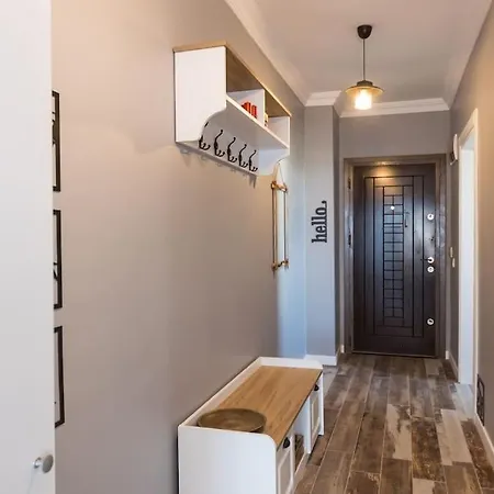 Luxurious Middle Flat Seaside In Heart Of