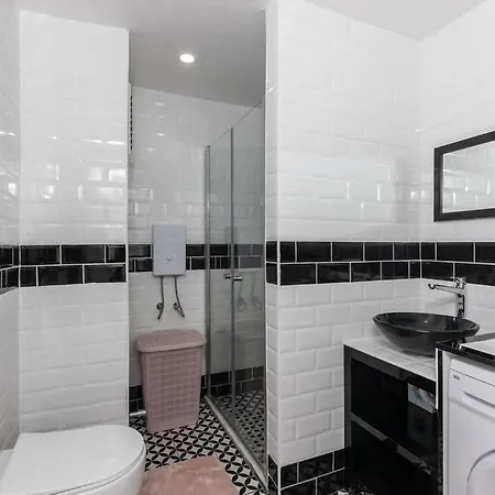 公寓 Luxurious Middle Flat Seaside In Heart Of *